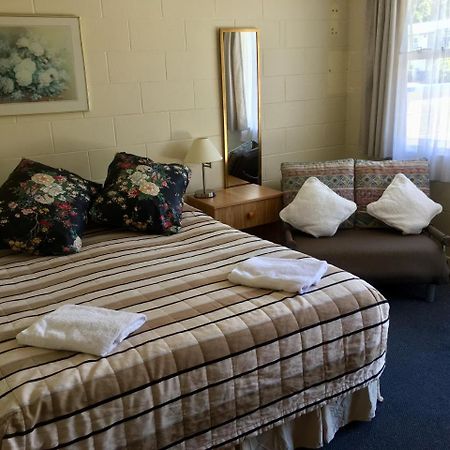 Alma Motel Оамару Екстериор снимка
