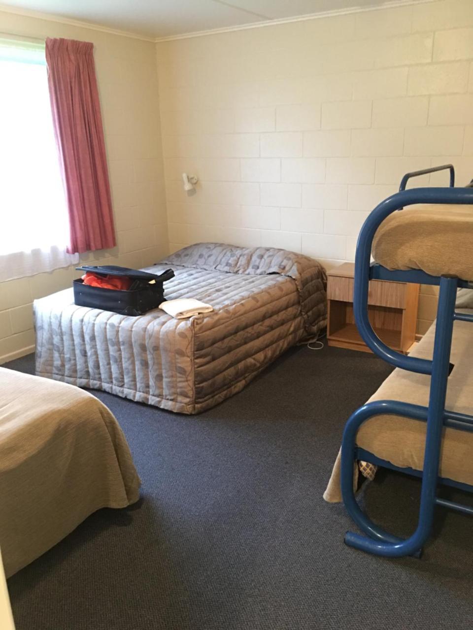 Alma Motel Оамару Екстериор снимка