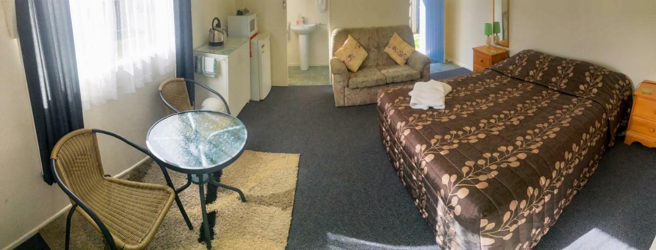 Alma Motel Оамару Екстериор снимка